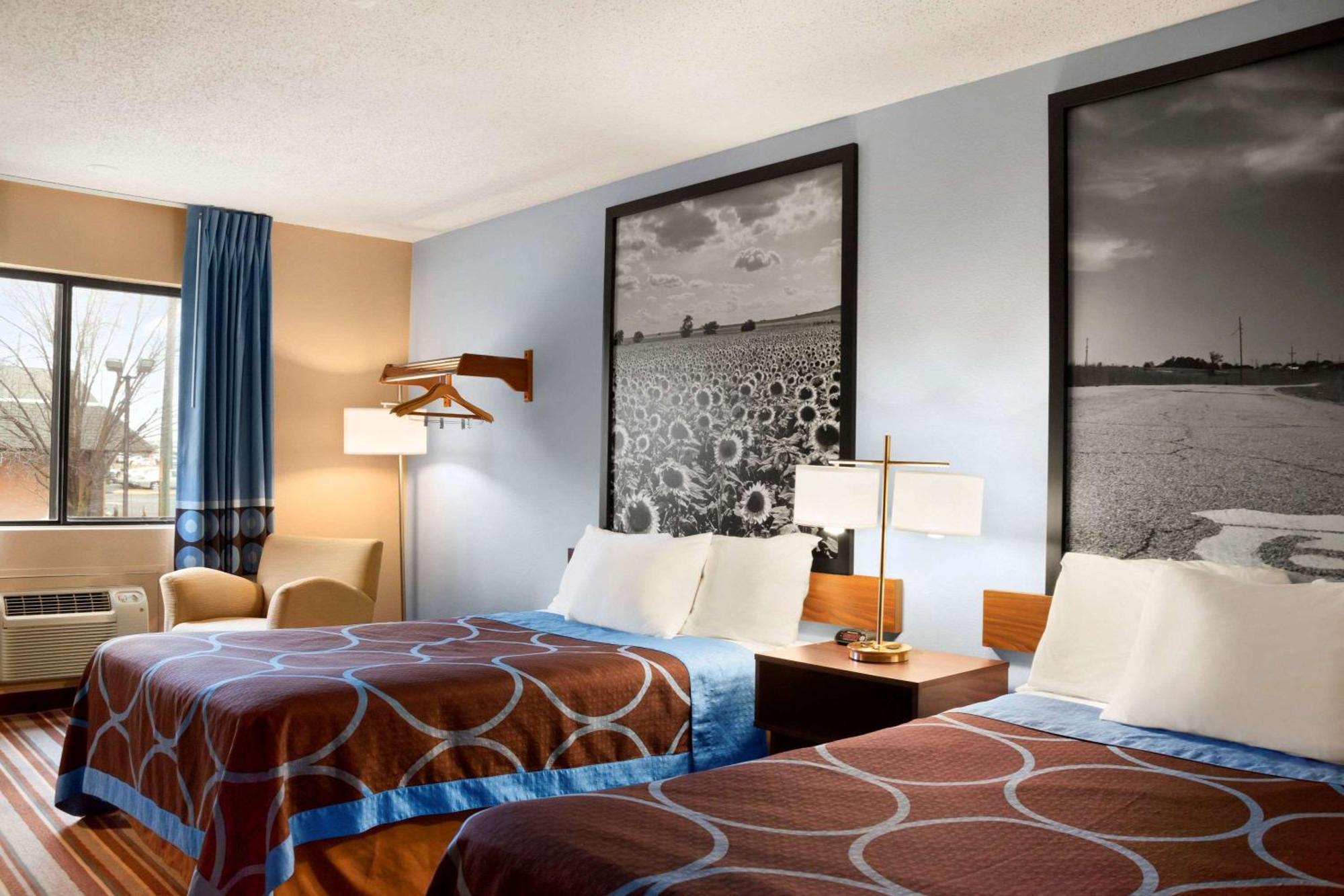 Double Room with Two Double Beds - Non-Smoking