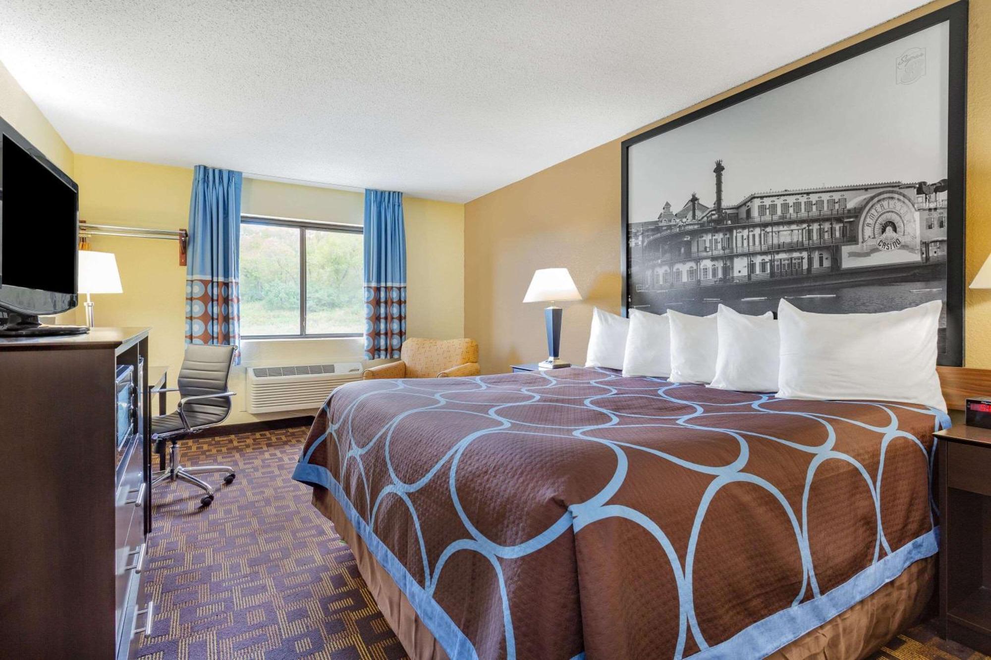 King Room - Mobility Access/Non-Smoking