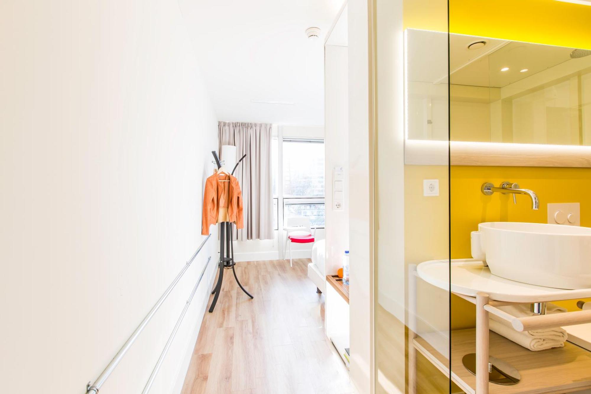 Large Double Room,1284636700:JPEG