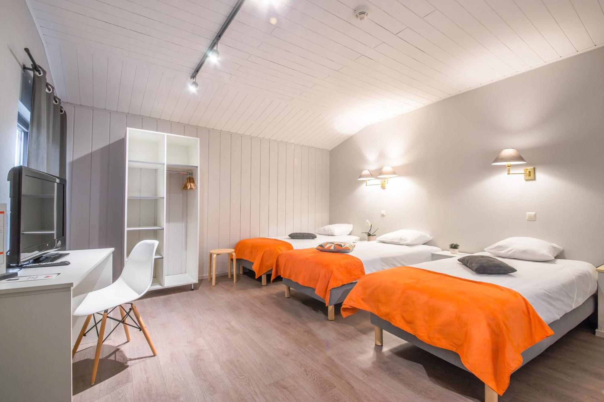 Triple Room,1284722407:JPEG