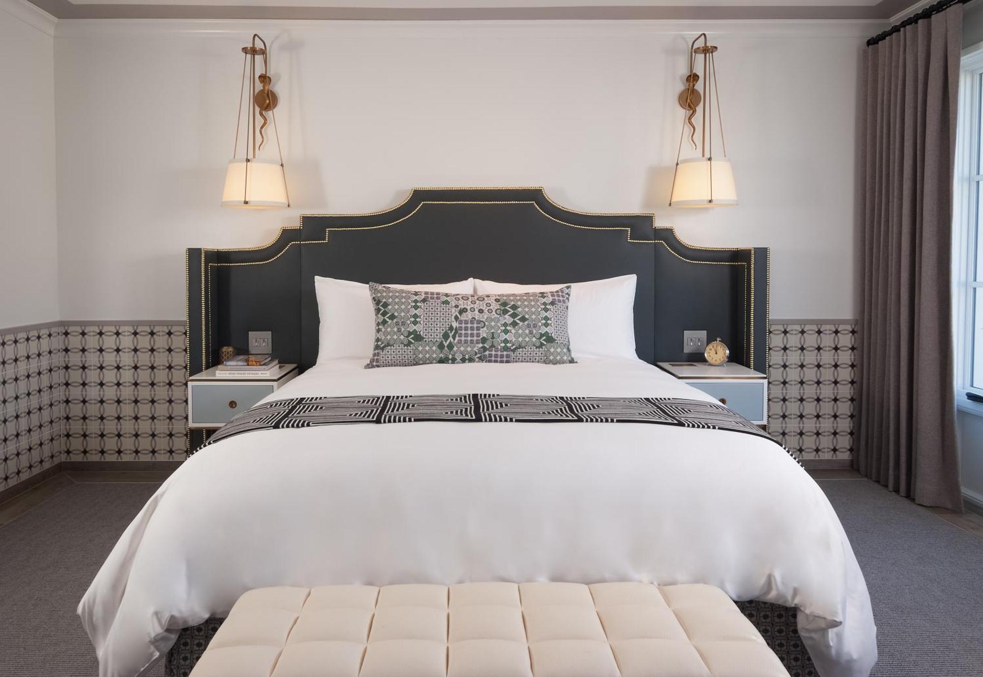 Standard King Room,1284732805:JPEG