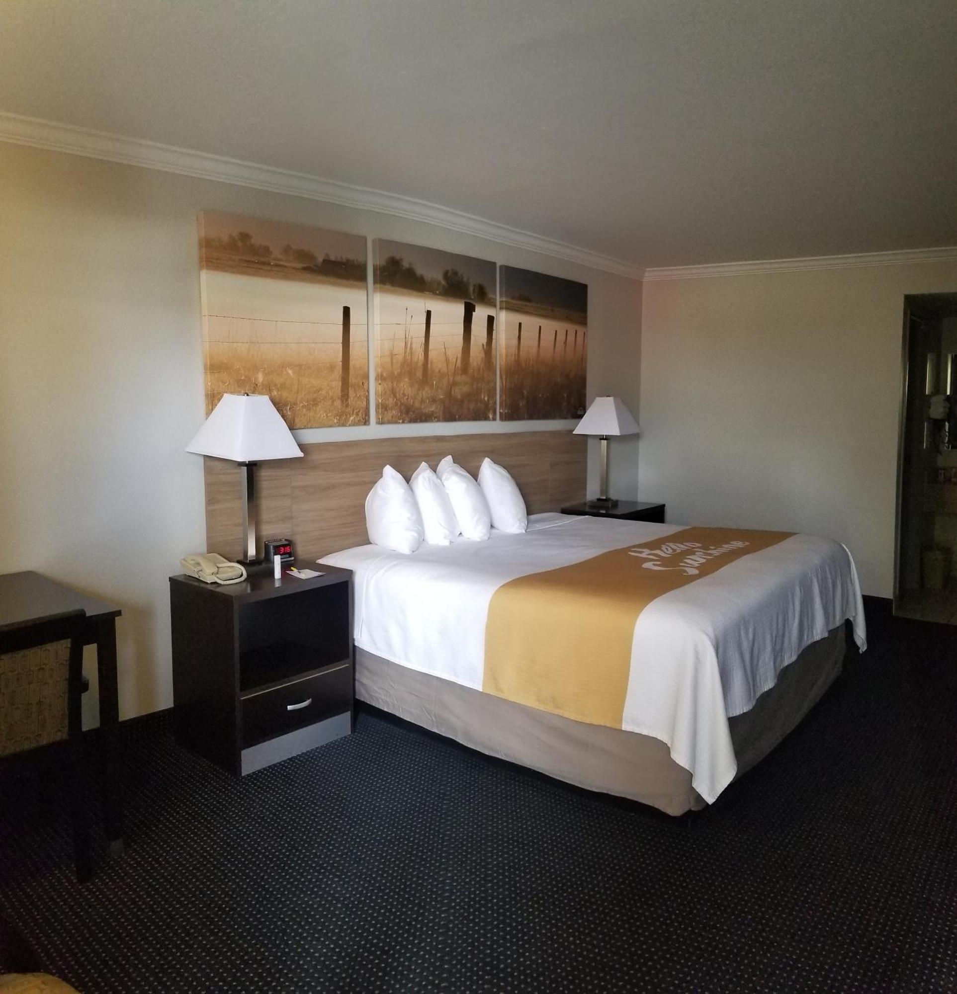 King Room Non-Smoking