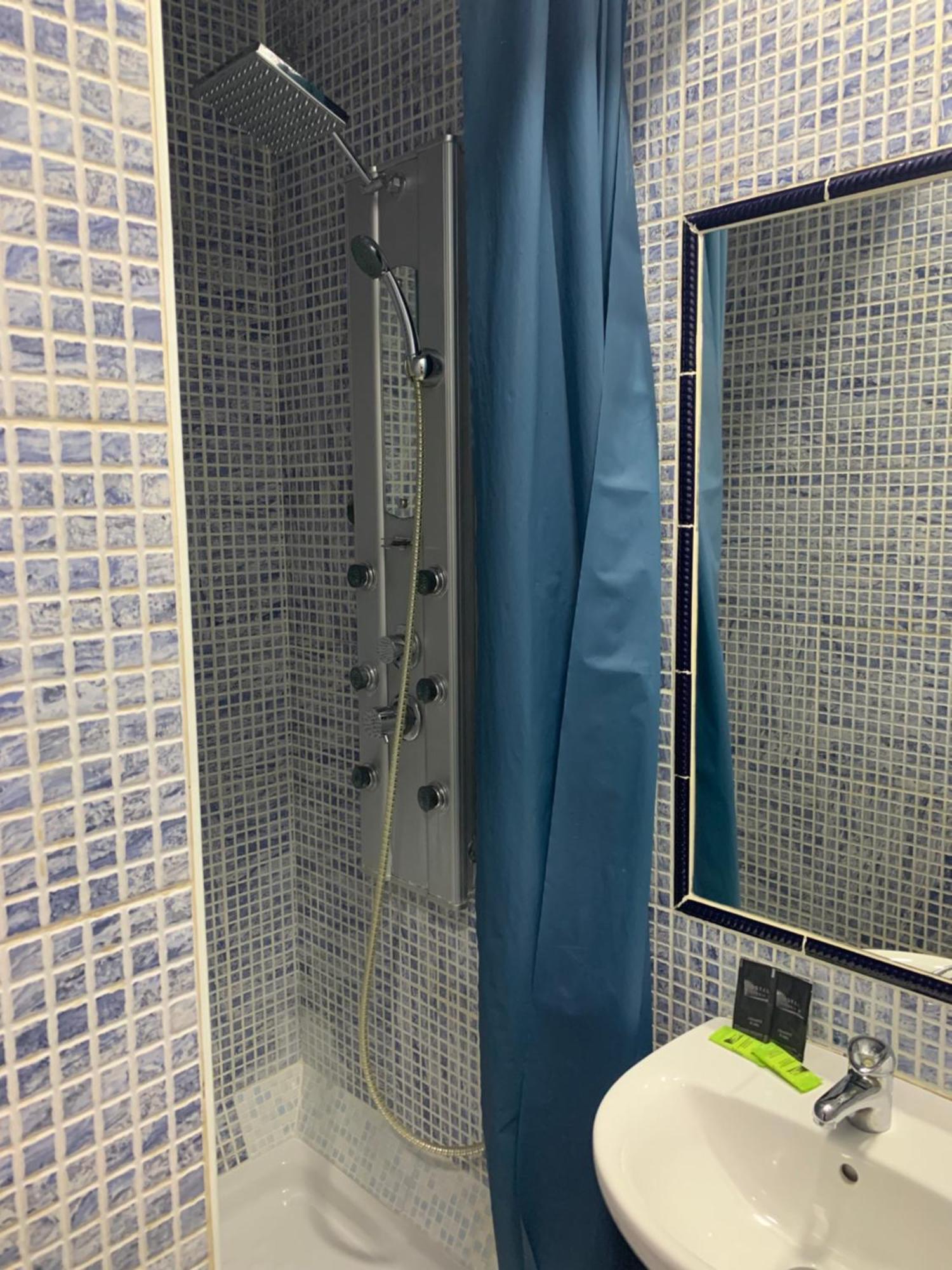 Single Room Private Bathroom