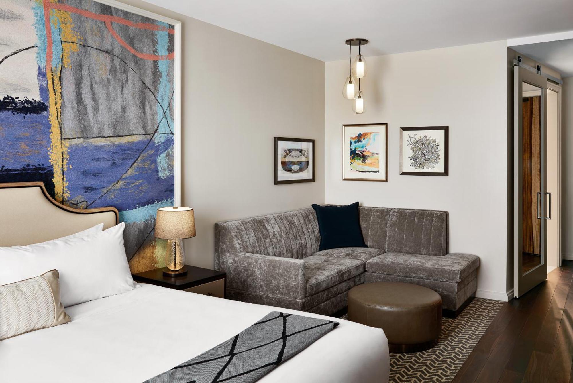 Deluxe King Room