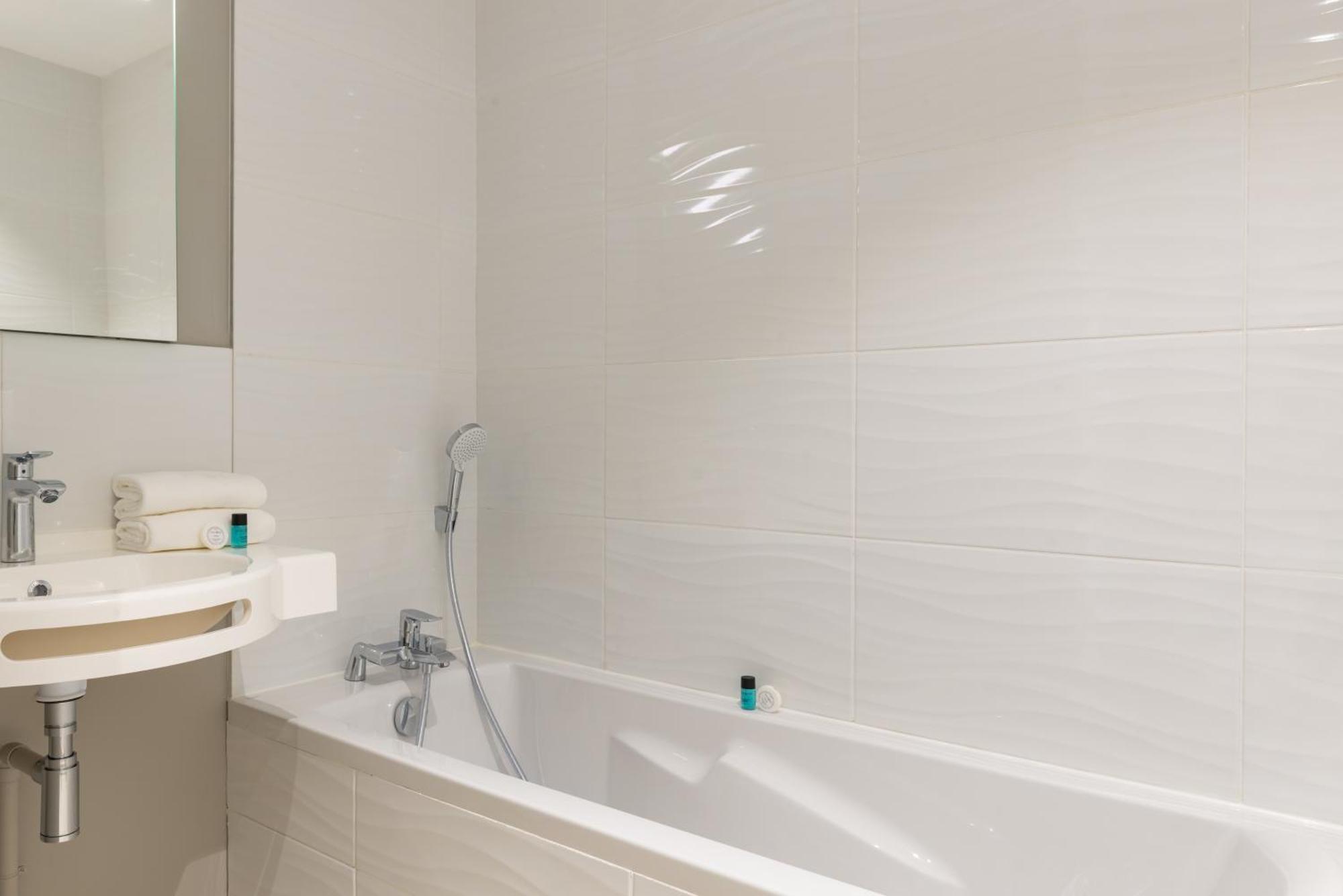 Superior Double Room,1284833509:JPEG
