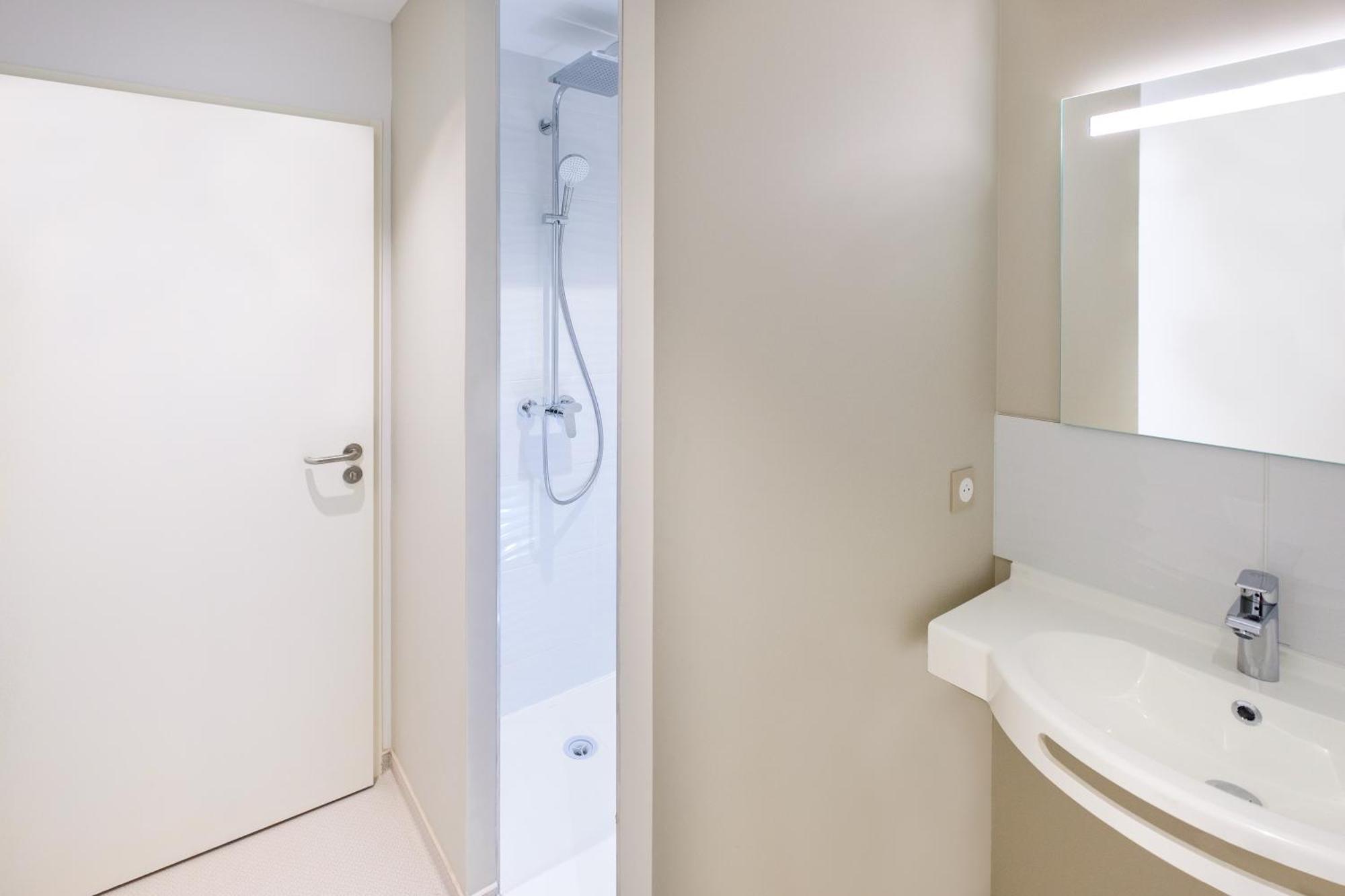 Double Room,1284833356:JPEG