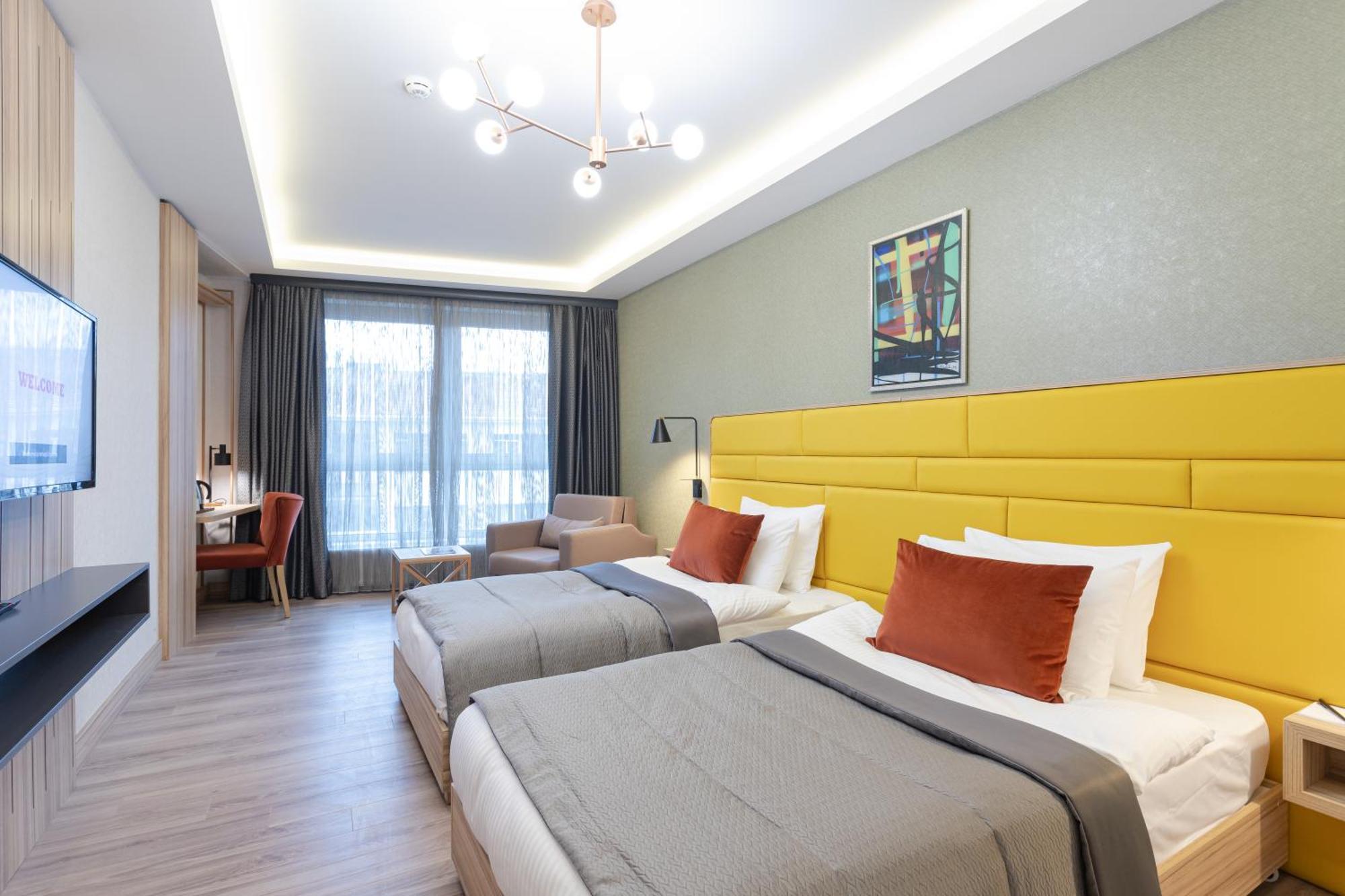 Standard Twin Room