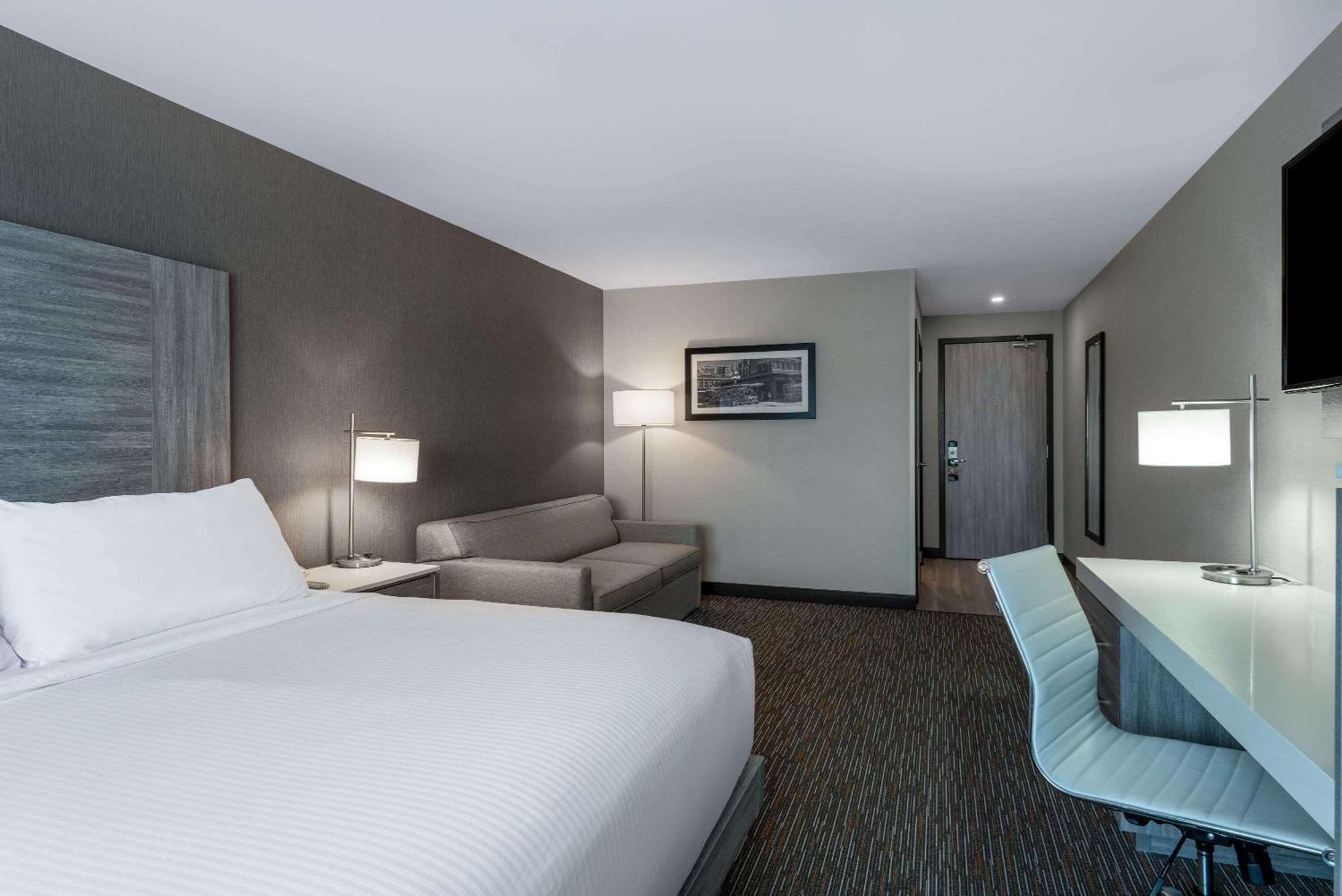 Chambre Lit King-Size Deluxe - Non-Fumeurs
