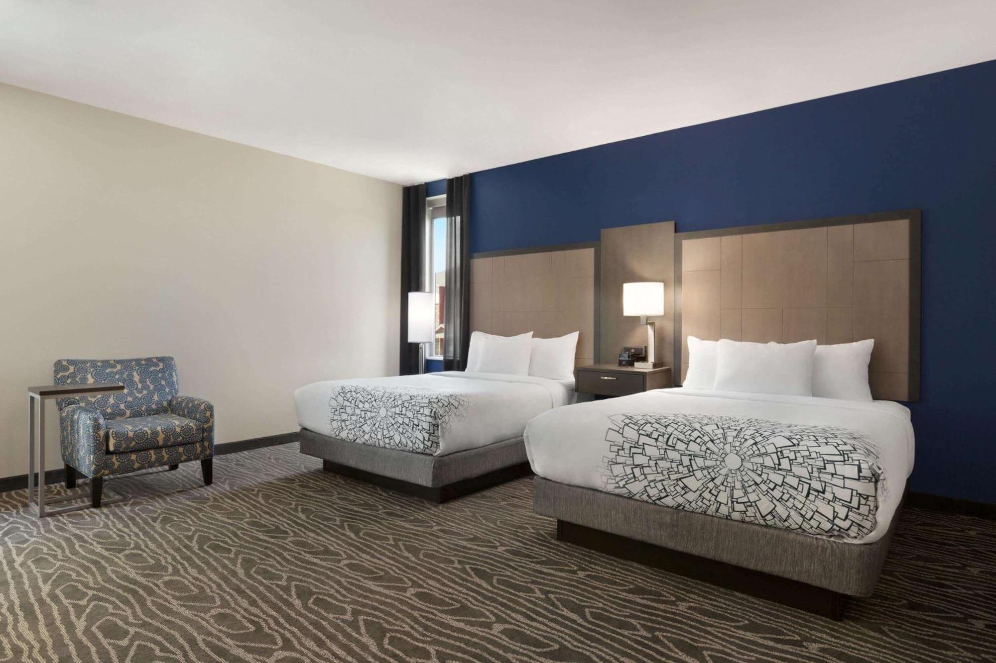 Executive Superior Room Two Queen Beds Non-Smoking