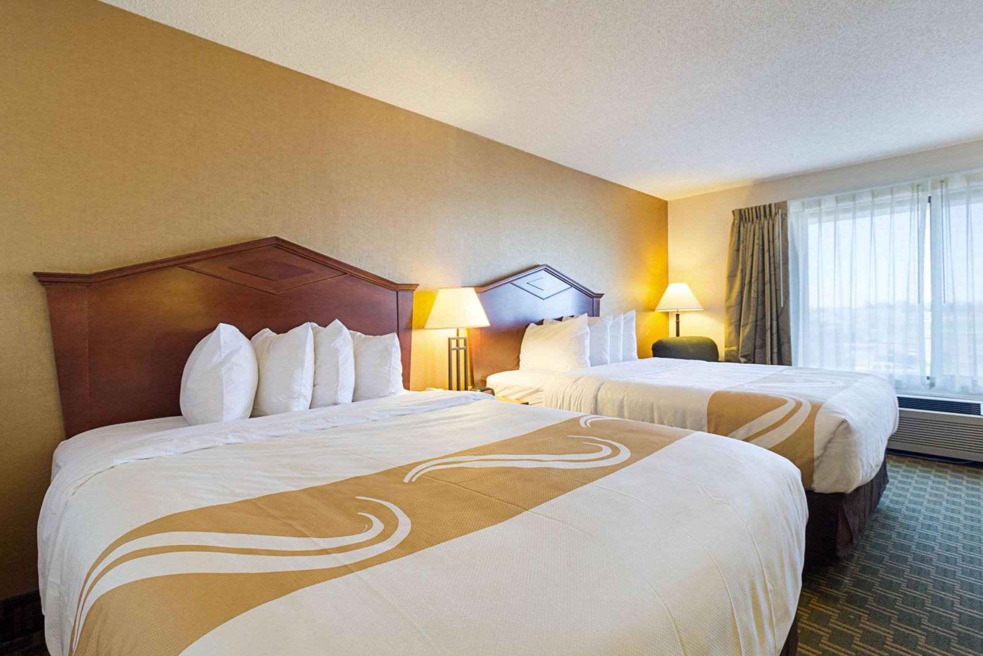 Queen Room Two Queen Beds Non Smoking