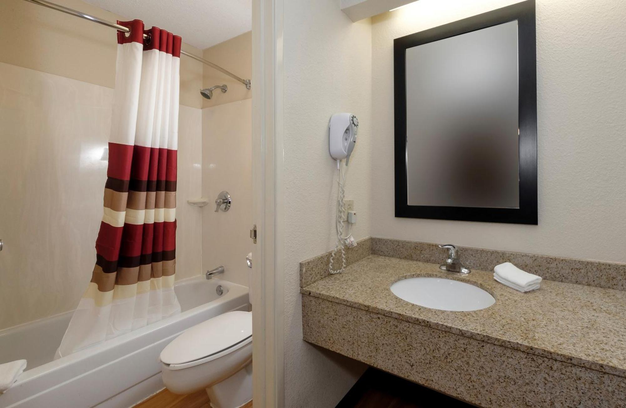 Standard Queen Room Disability Access Smoke