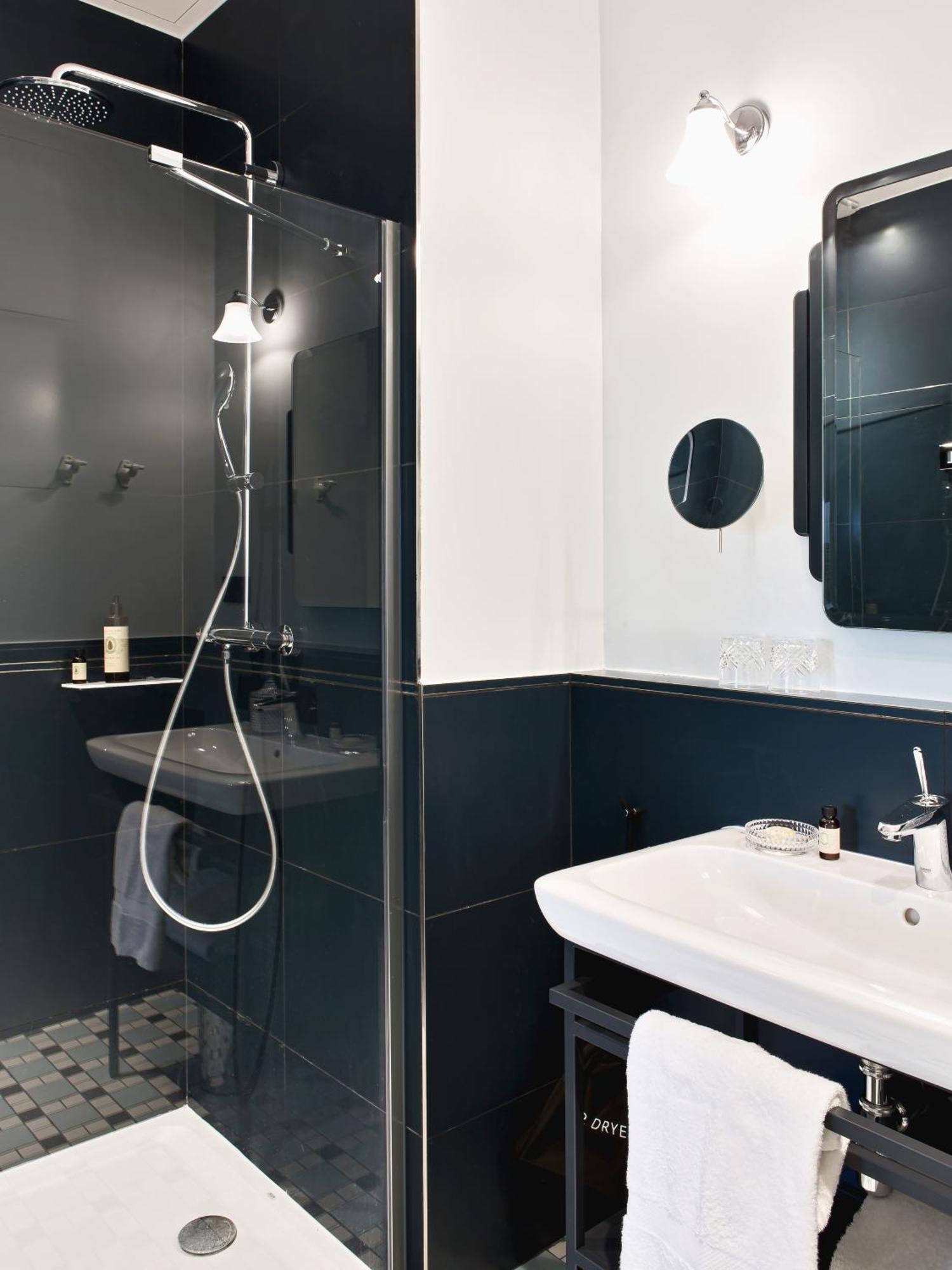 Standard Double or Twin Room - "Mélisse" - Maison Boileau - 39 rue Boileau,1285969867:JPEG