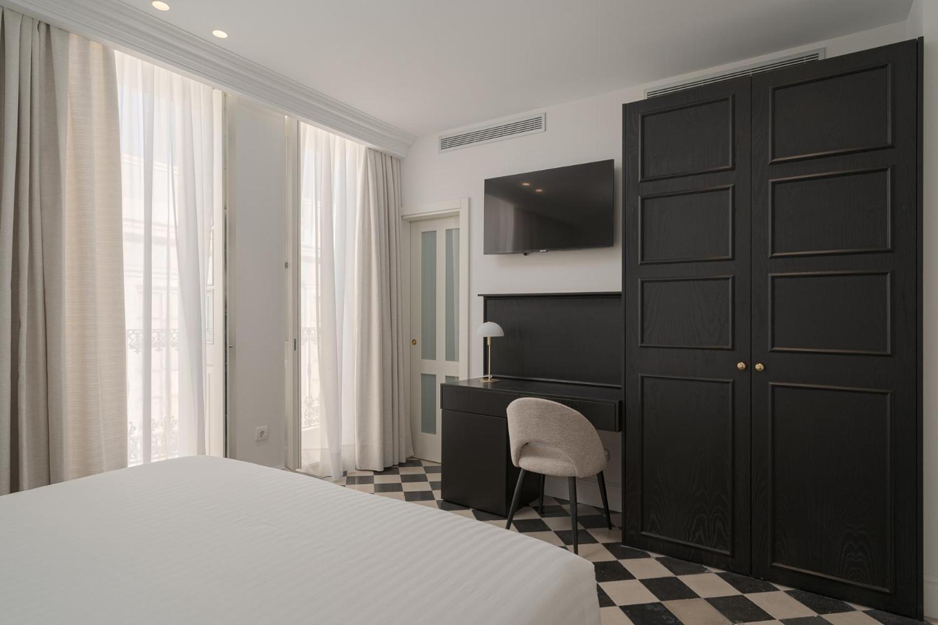 Deluxe Double or Twin Room,1286052796:JPEG