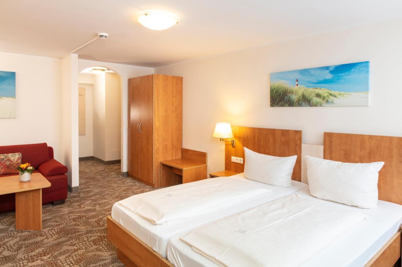 Double Room Car
