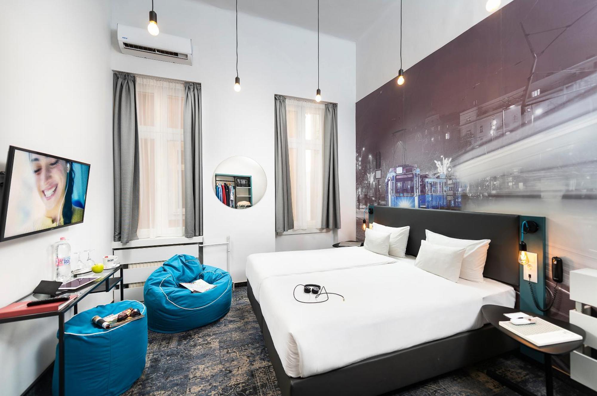Superior Plus Room