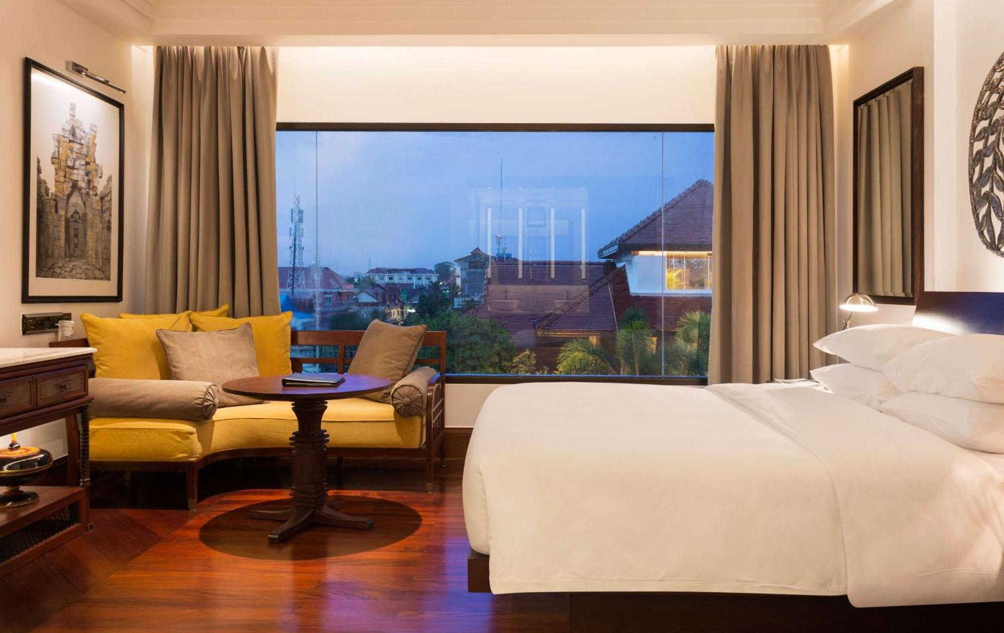 King Room Garden View