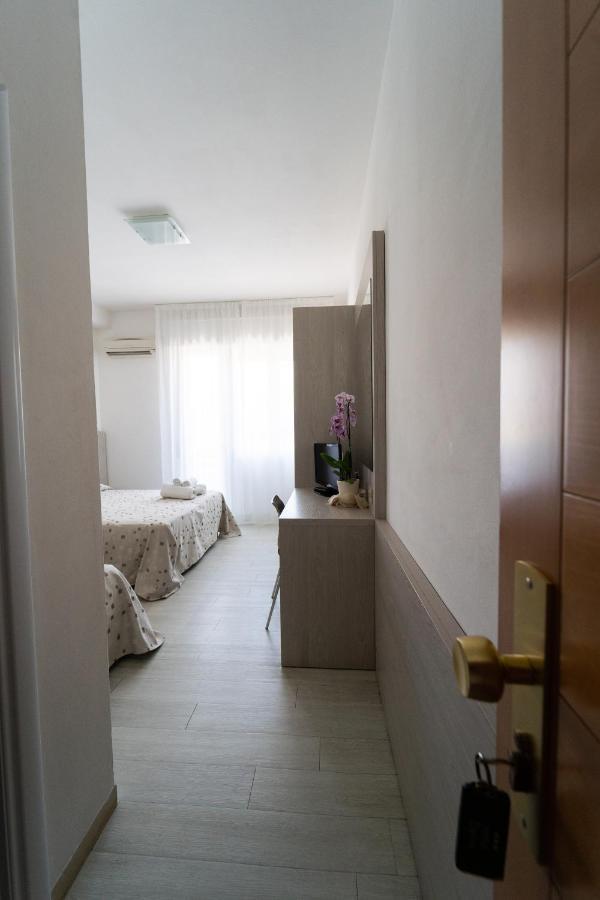 Classic Quadruple Room,1499265394:JPEG