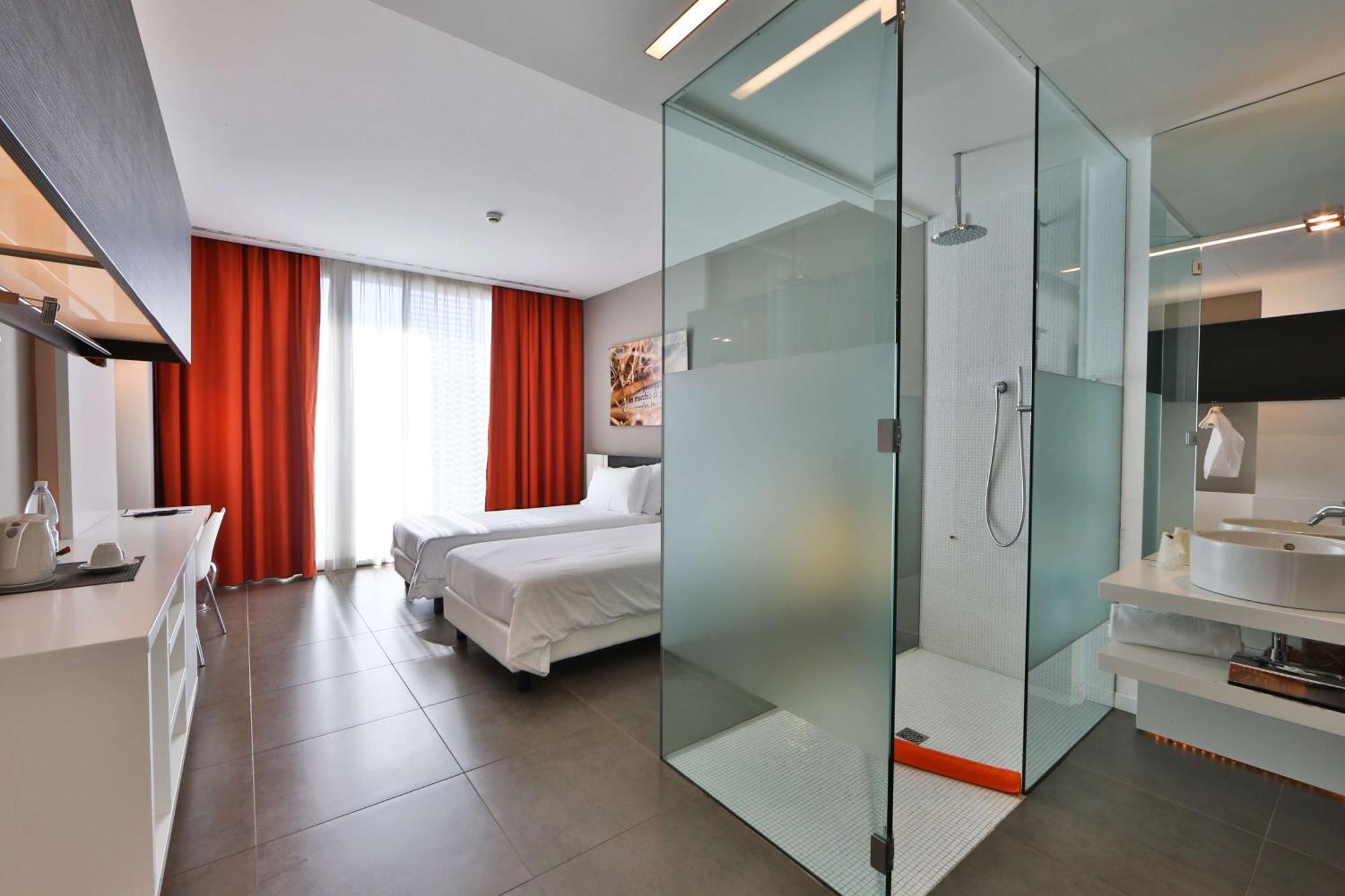 Classic Twin Room