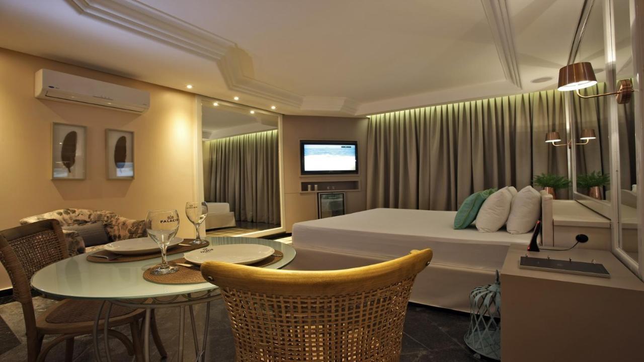 Deluxe Suite Spa Bath