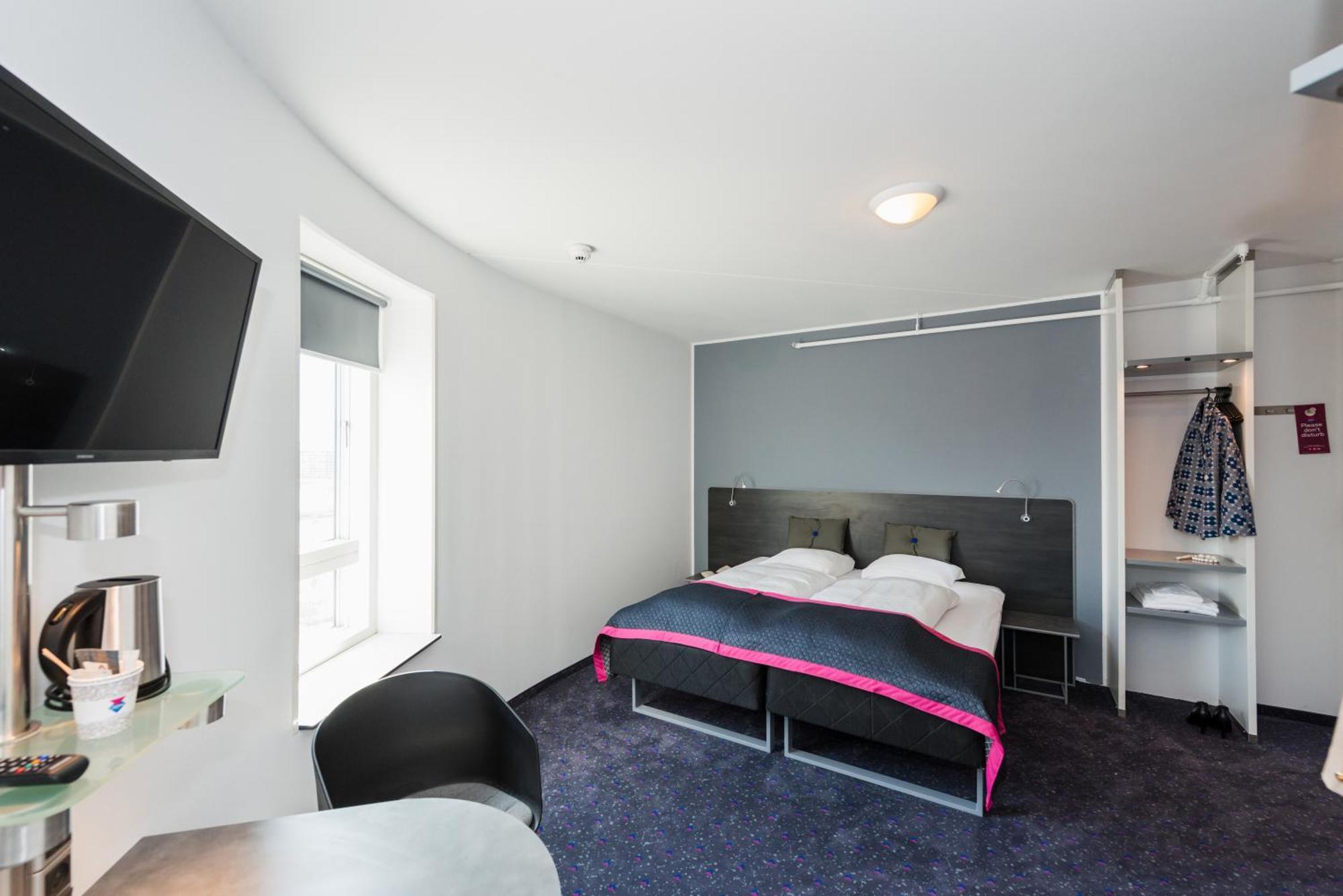 Captain Room Double Bed
