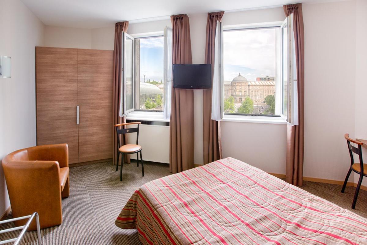 Single Room