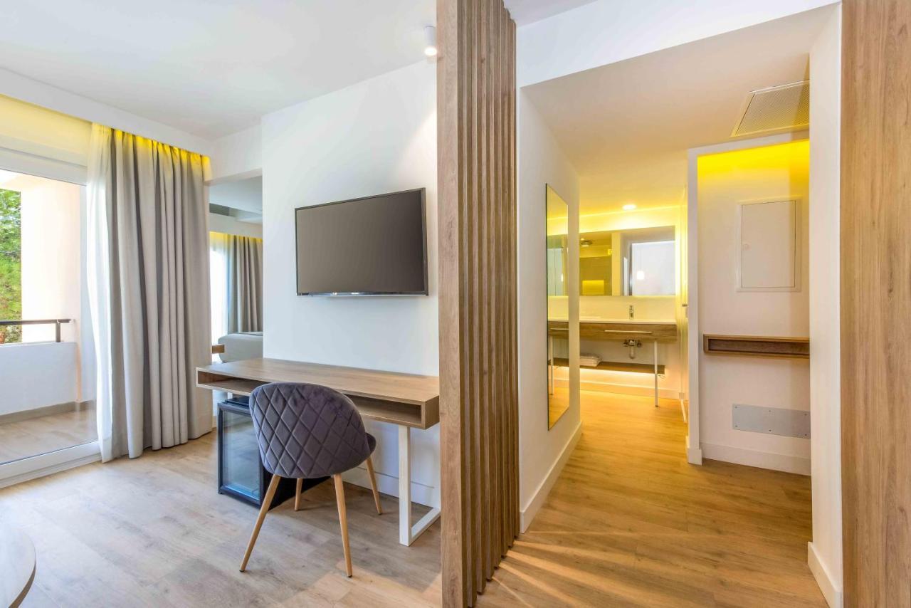Golden Suite