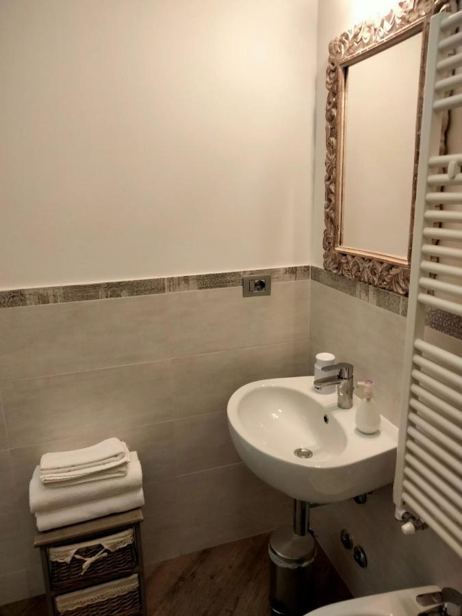 Double or Twin Room Private Bathroom