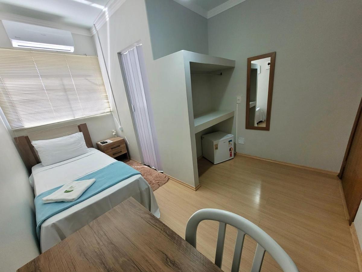 Quarto Individual Pequeno