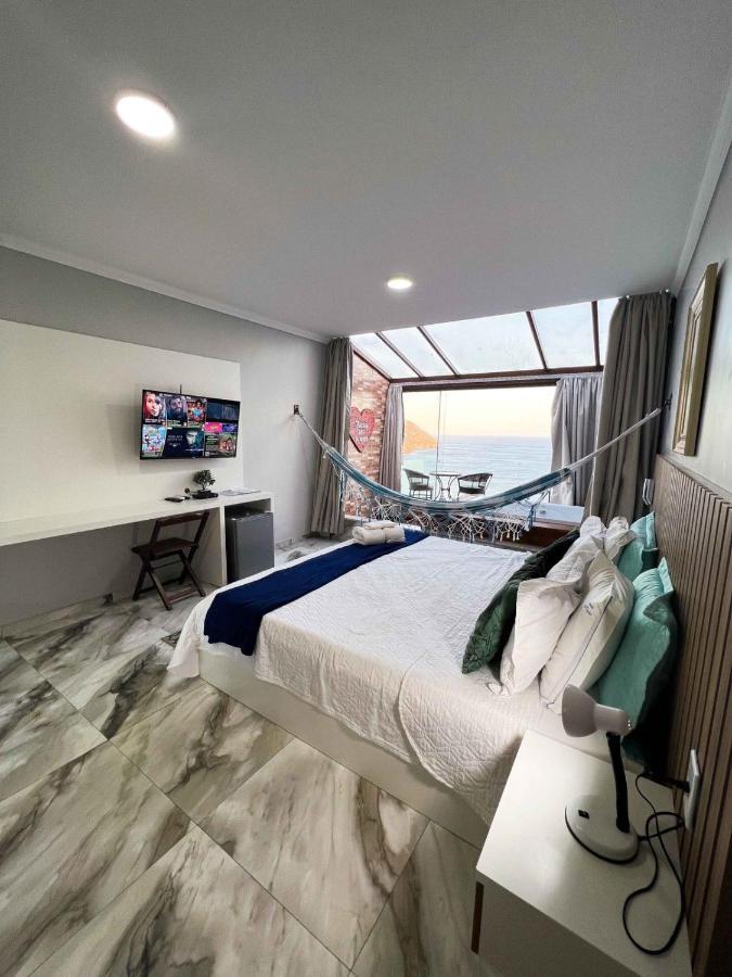 Deluxe Double Room Bath