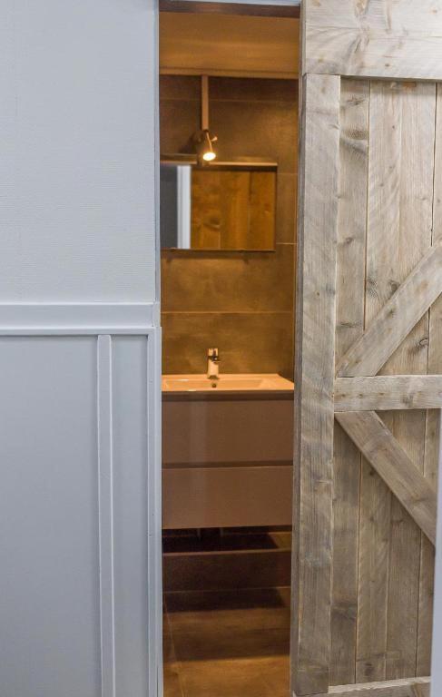 Double Room Private External Bathroom
