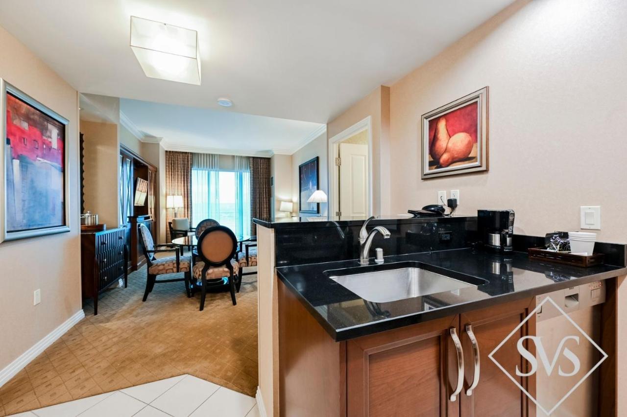 PH Floor Two-Bedroom Balcony