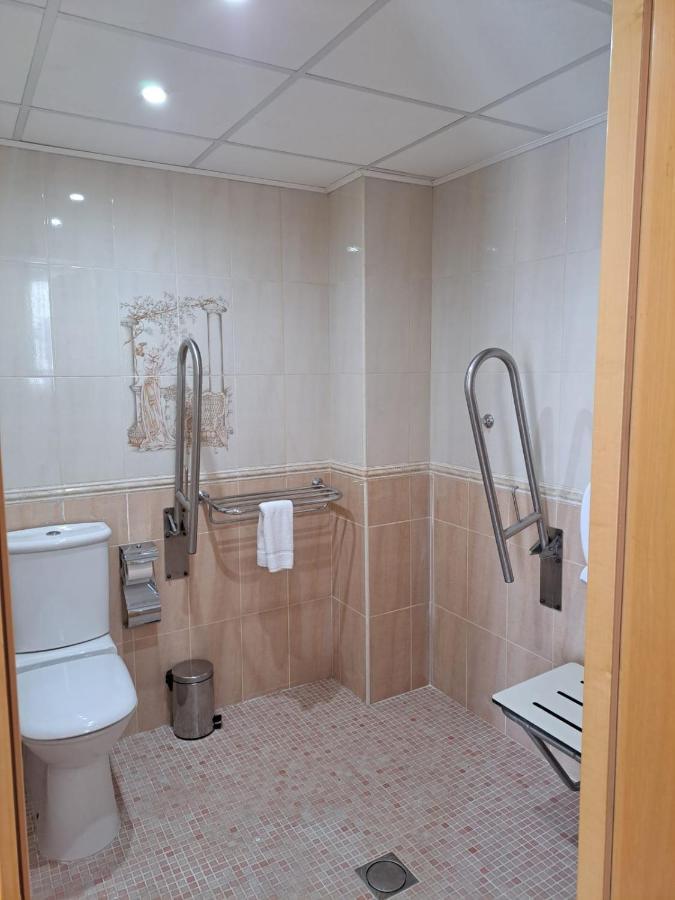 Double Room Disability Access,1296074032:JPEG