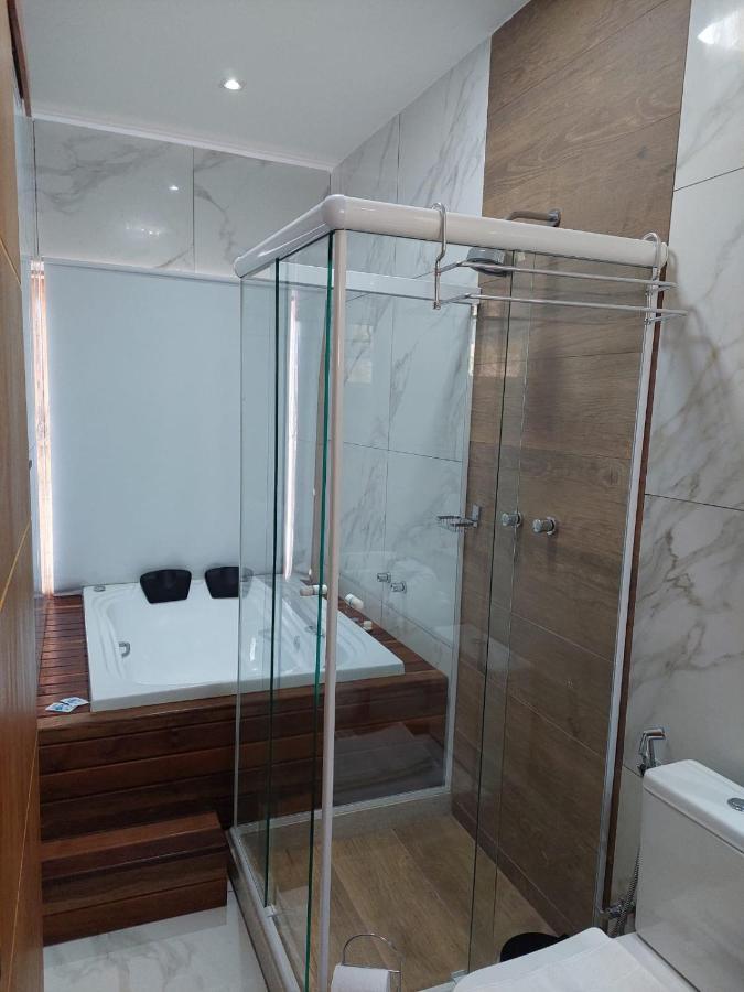 Suite Lake View,1289406022:JPEG