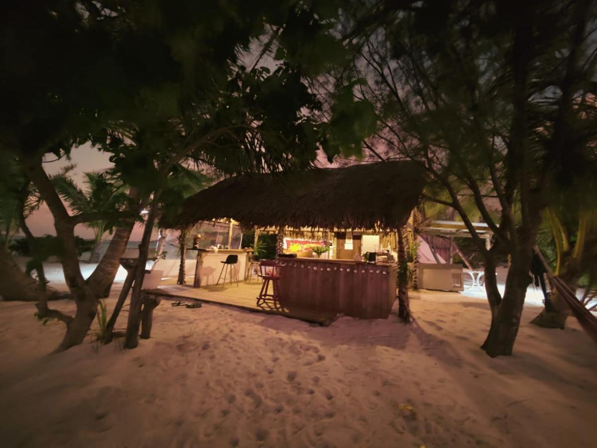 Bungalow Beach Front