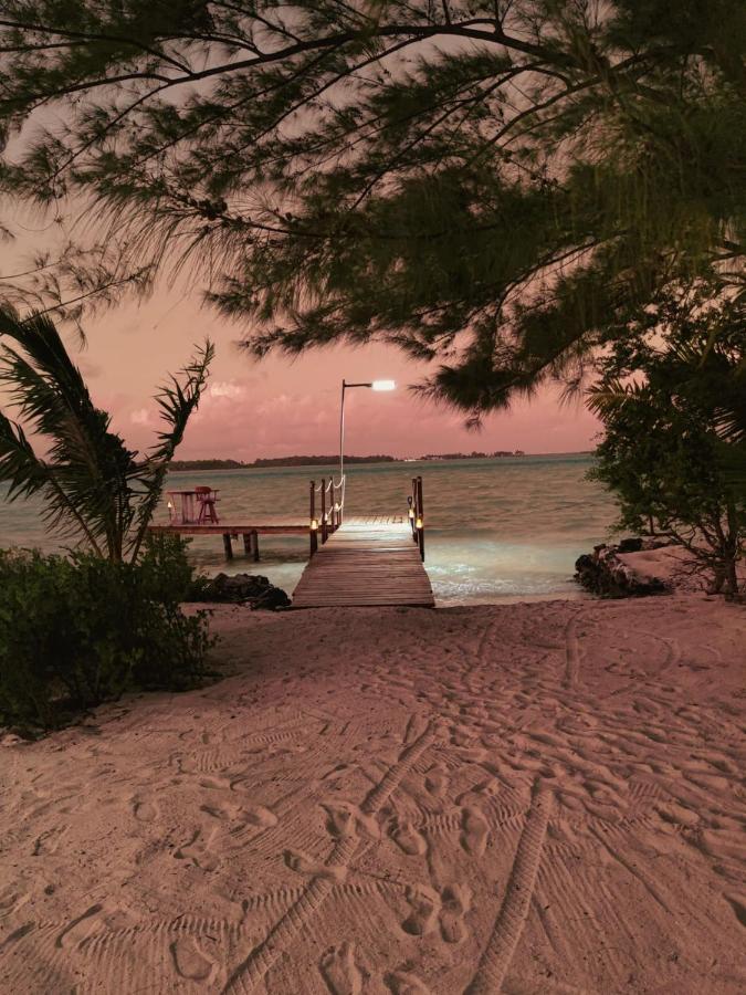 Bungalow Beach Front