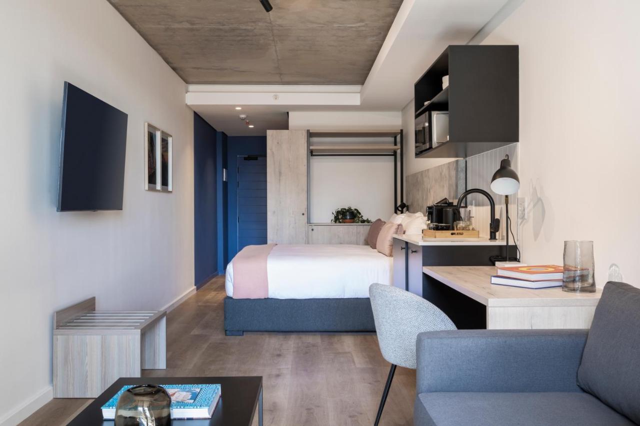 The Home Standard met 2 Aparte Bedden