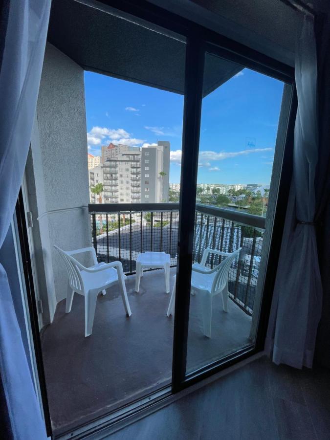 Studio Balcony