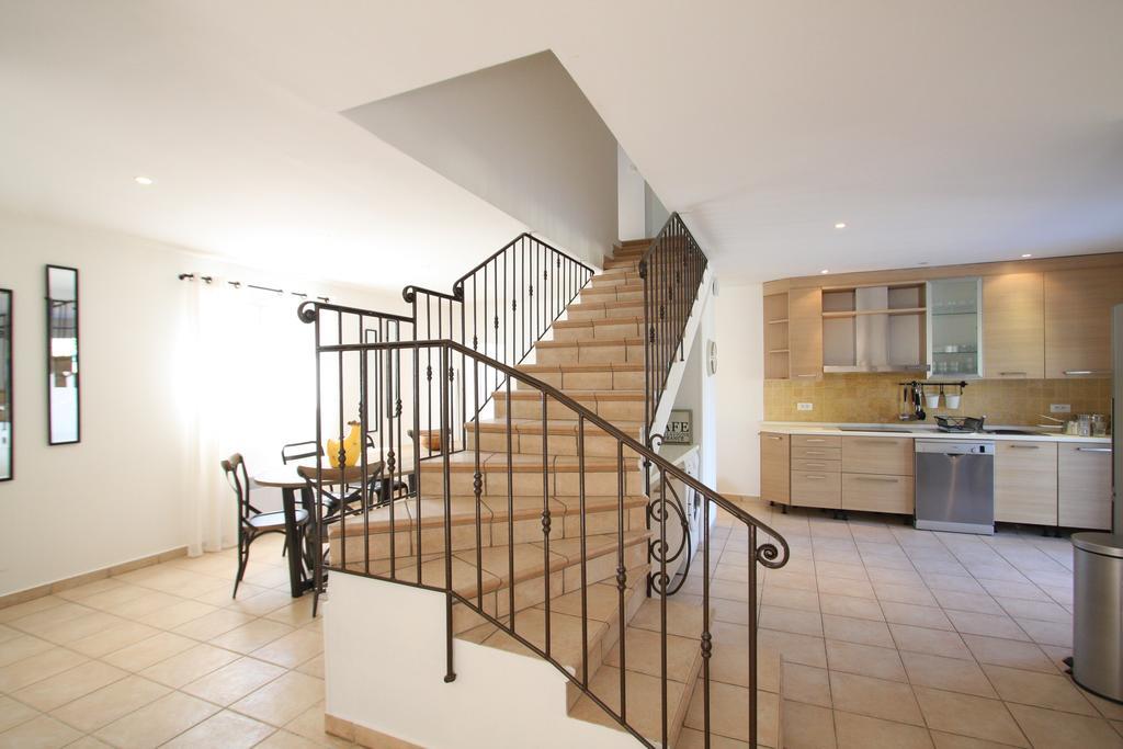Duplex Apartment,141123120:JPEG