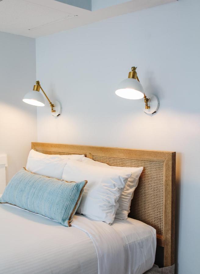 Queen Suite with Sea View