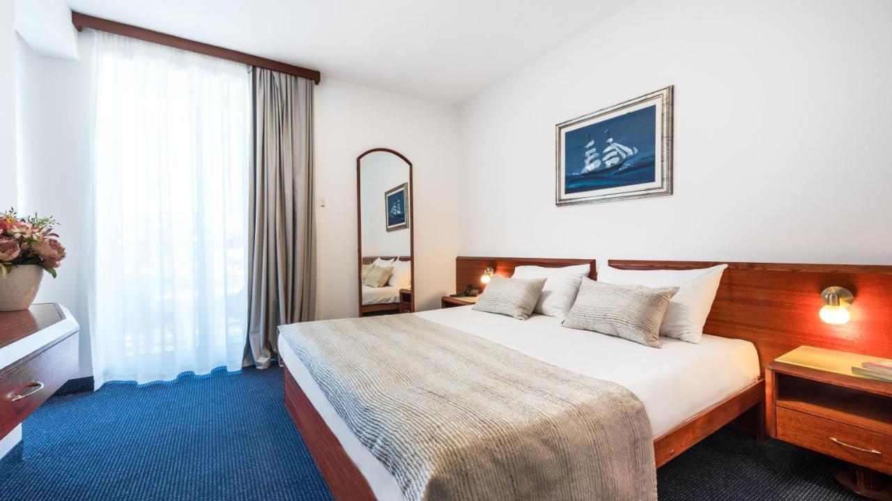 Limited Standard Double or Twin Room Half Board,1292192611:JPEG