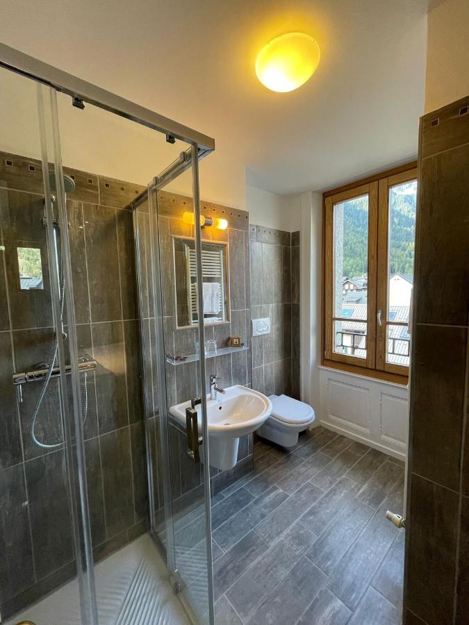 Standard Double or Twin Room,1293160063:JPEG