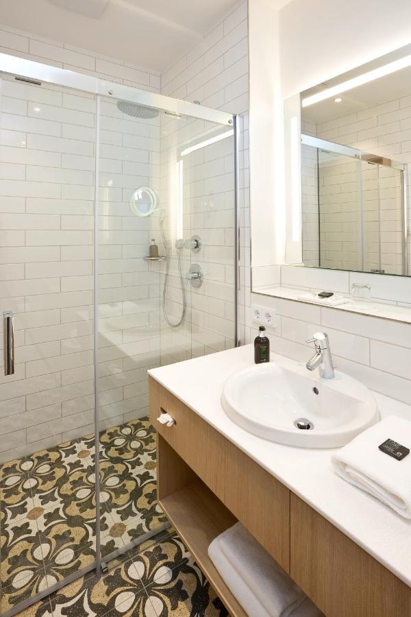 Single Room newly built