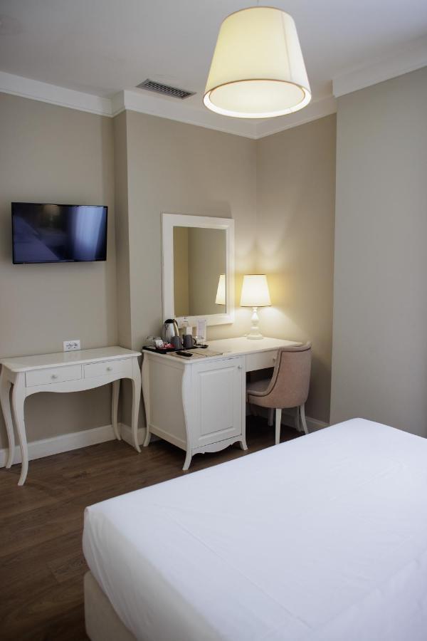 Double Room Garden View Annex