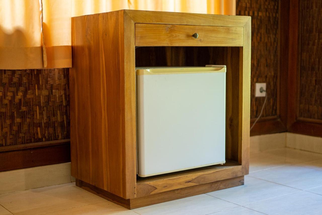 Deluxe Room Shower