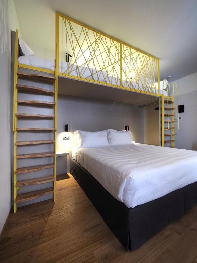 Superior Quadruple Room,1419492912:JPEG