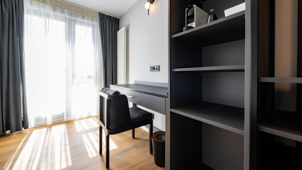 Single Room,1293980086:JPEG