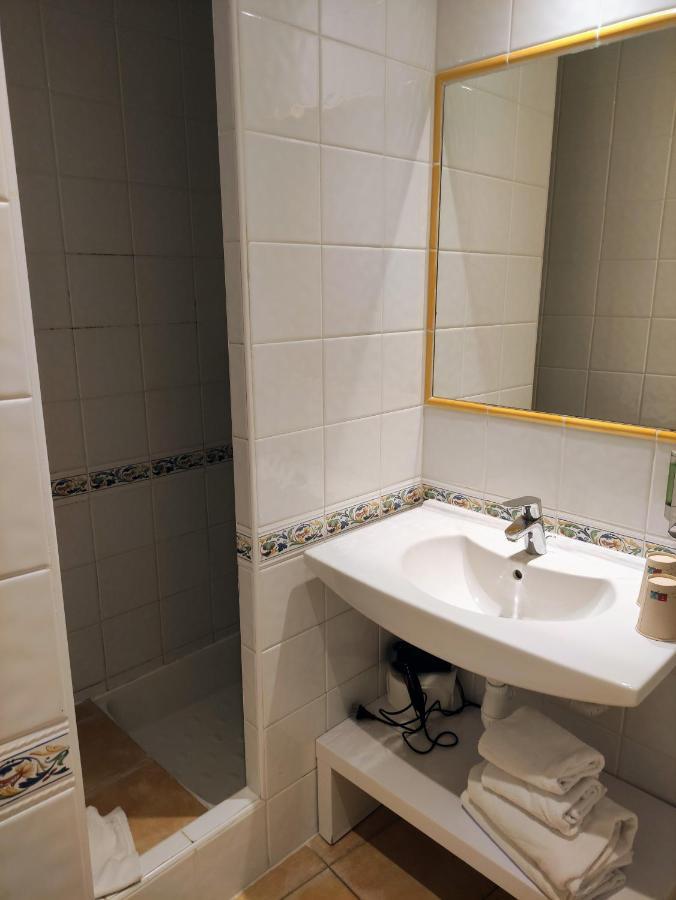 Double Room,1374187286:JPEG