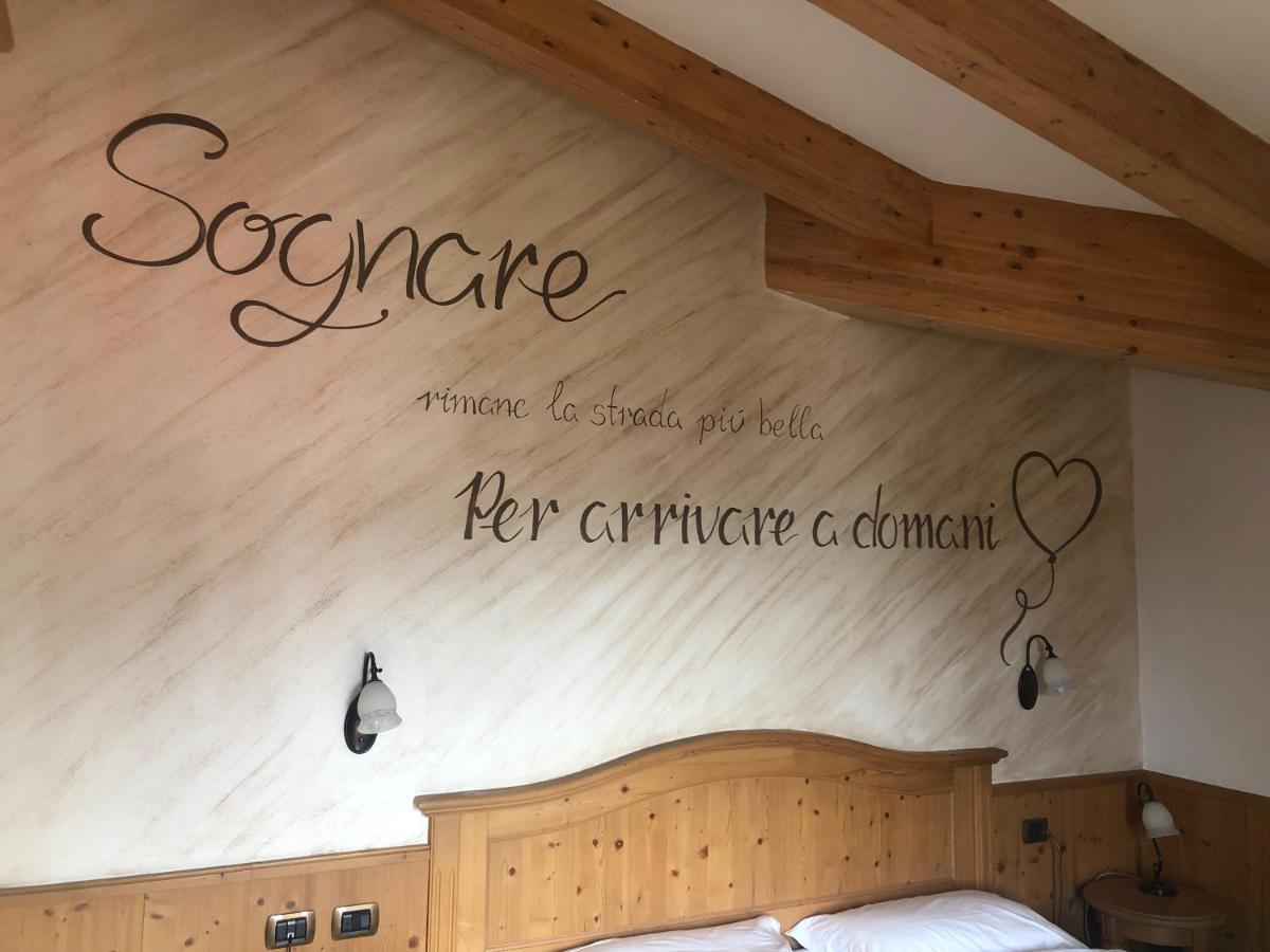 Double Room,1294295005:JPEG
