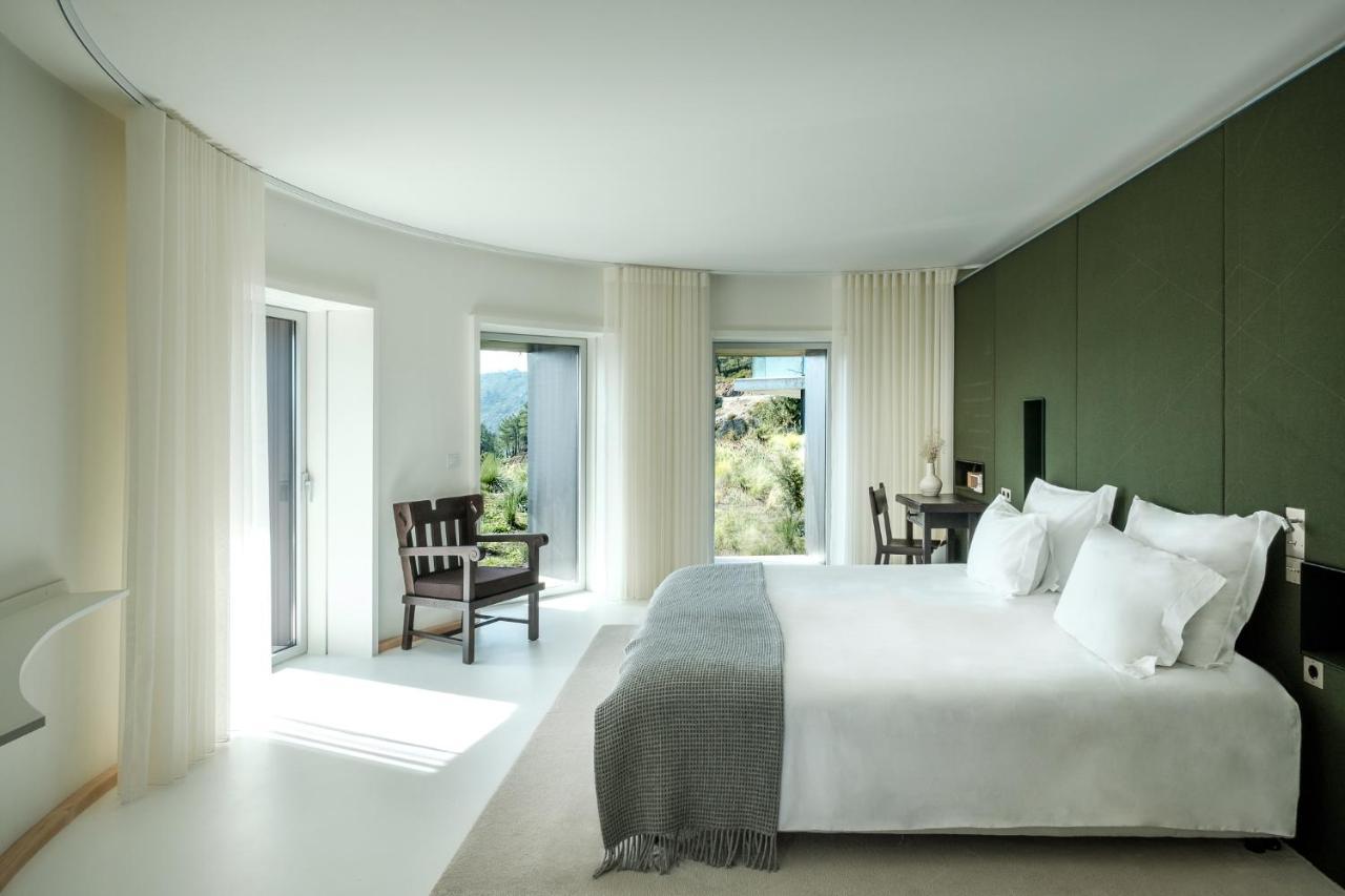 Comfort Suite with Mountain View,762804604:JPEG