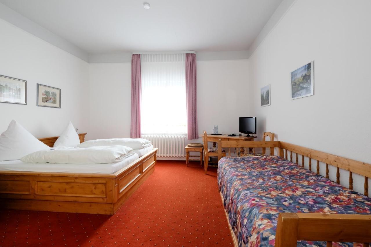 Large Double Room,1294694587:JPEG
